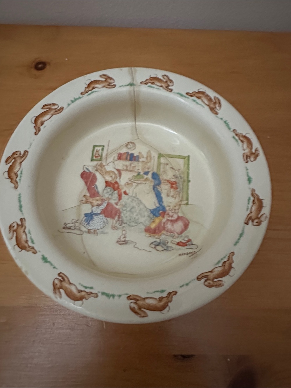 Cream Ceramic Small Pet Bowl with Bunny Motif